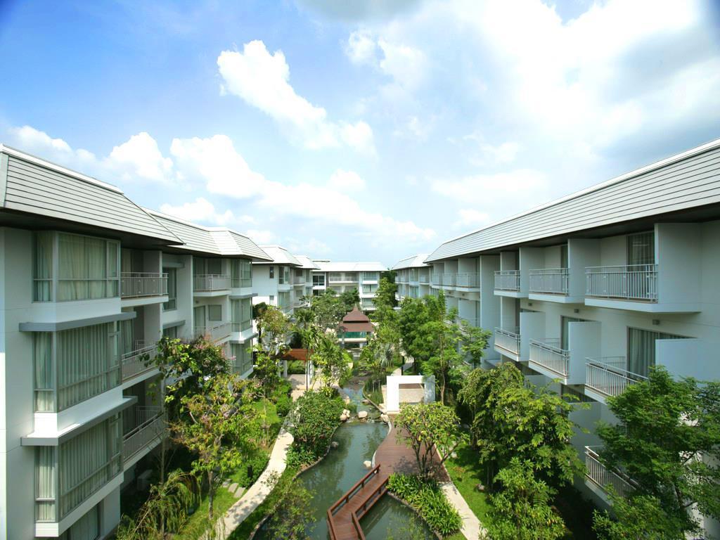 The Park Nine Hotel Srinakarin Bangkok Buitenkant foto